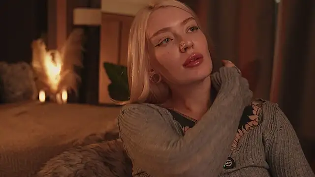 LinaKinky online show from January 29, 2025, 6:07 pm