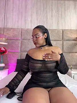 Esmeralda Duarte online show from February 7, 2026, 4:16 am