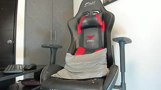 Snapshot of sergiio_mesa27 chatting on October 7, 2025, 1:58 am sergiio mesa27 online show from October 7, 2025, 1:58 am