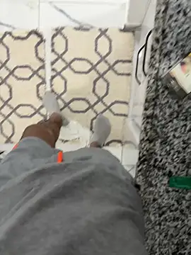 Kurtsikicixh online show from March 18, 2026, 9:29 pm