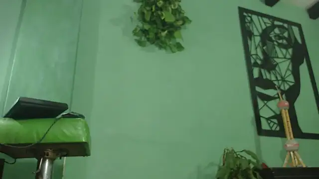 Snapshot of thirstymoonxx chatting on September 19, 2025, 3:30 am thirstymoonxx online show from September 19, 2025, 3:30 am