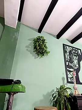 thirstymoonxx online show from February 26, 2026, 5:06 am