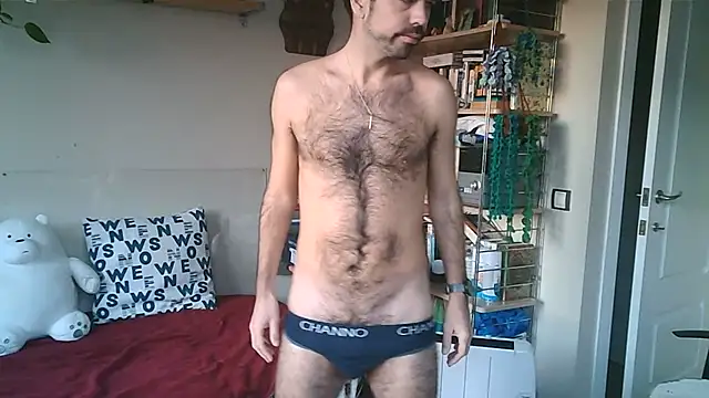 Snapshot of galaudin_3x_ chatting on January 16, 2025, 7:49 am galaudin 3x online show from January 16, 2025, 7:49 am