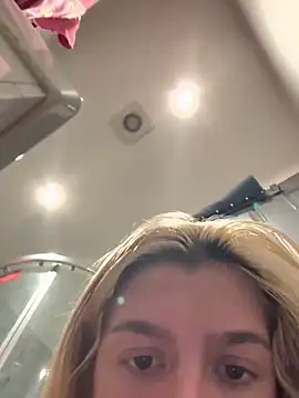 Snapshot of IrishTeenBarbie69 chatting on January 11, 2025, 5:07 pm IrishTeenBarbie69 online show from January 11, 2025, 5:07 pm