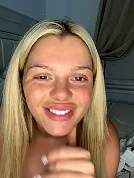 Snapshot of IrishTeenBarbie69 chatting on September 19, 2025, 9:37 pm IrishTeenBarbie69 online show from September 19, 2025, 9:37 pm