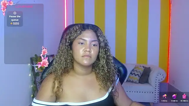 Snapshot of Cristal_War chatting on January 16, 2025, 3:45 am Cristal War online show from January 16, 2025, 3:45 am