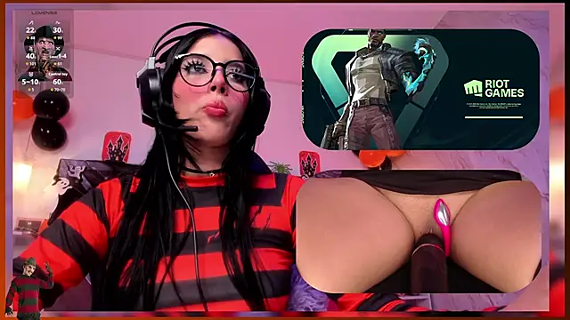 SweetieCloe  online show from November 1, 2025, 9:17 pm