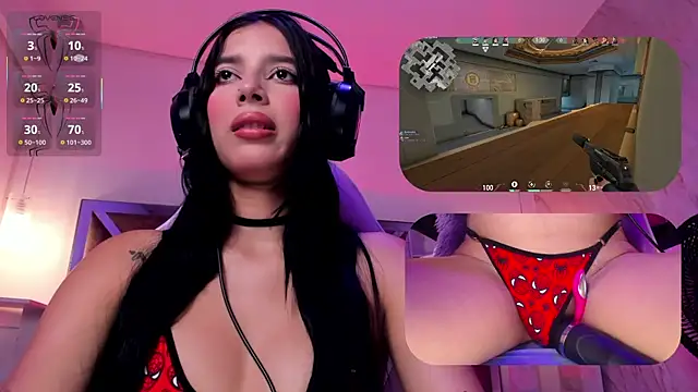 SweetieCloe  online show from April 13, 2026, 9:09 pm