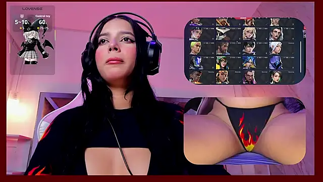 SweetieCloe  online show from April 15, 2026, 9:26 pm