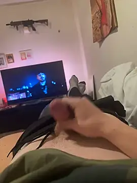 Snapshot of sollzii chatting on March 13, 2025, 11:16 pm sollzii online show from March 13, 2025, 11:16 pm