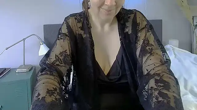 Ella Next Door online show from January 22, 2025, 10:07 am