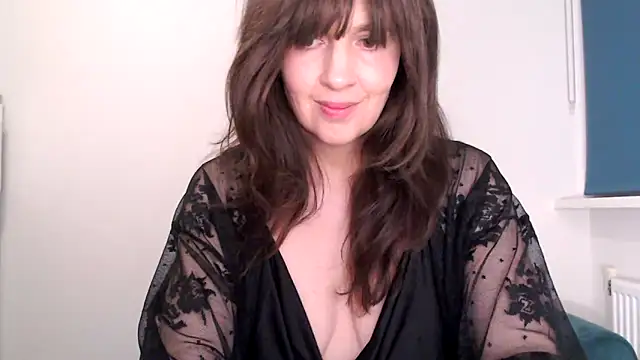 Ella Next Door online show from March 22, 2026, 9:18 pm