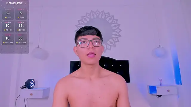 CodyTwink online show from September 18, 2025, 1:13 pm