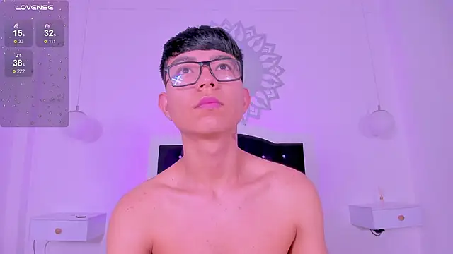 Snapshot of CodyTwink chatting on January 11, 2026, 10:31 am CodyTwink online show from January 11, 2026, 10:31 am