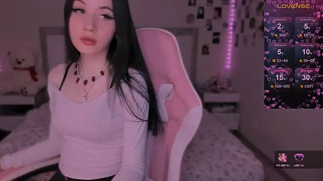 CoddleWeeper  online show from December 30, 2024, 2:40 pm