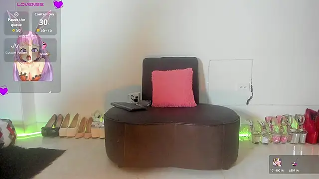 violetmontan online show from September 22, 2025, 11:01 am