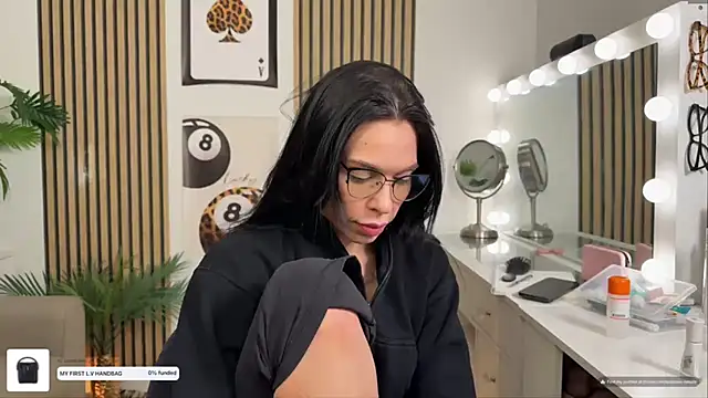 NattyFierros online show from September 22, 2025, 9:11 am