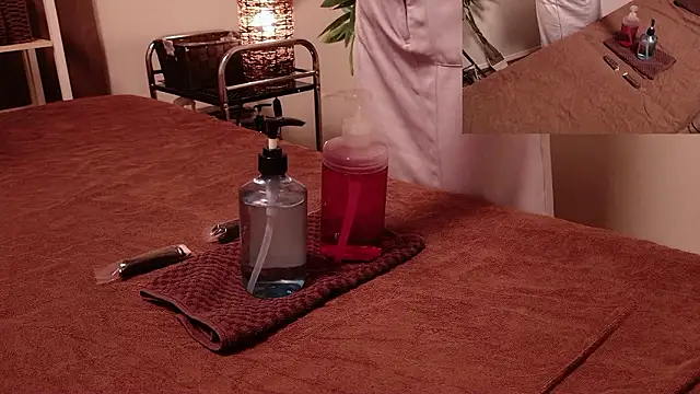 ManaMi-maru online show from October 12, 2025, 12:37 pm