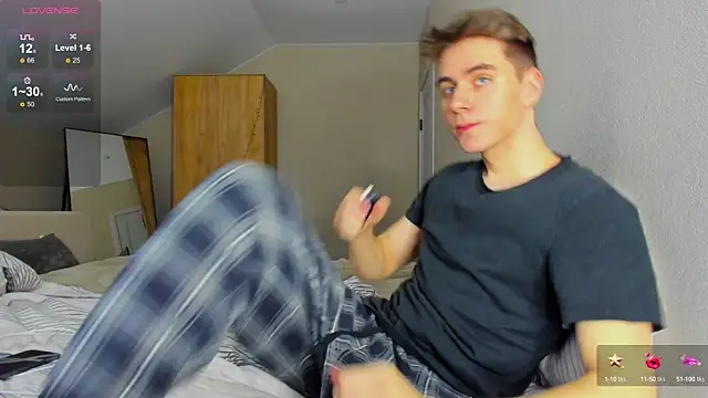 Snapshot of TaisonBrownX chatting on January 13, 2025, 7:21 pm TaisonBrownX online show from January 13, 2025, 7:21 pm