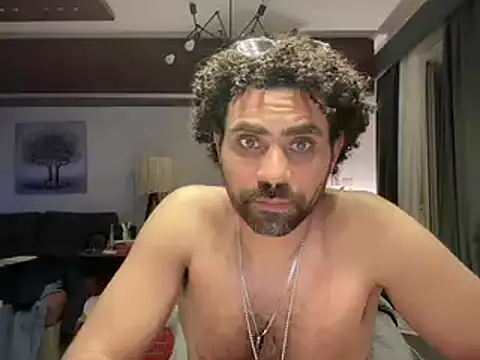 Snapshot of RoyalPharaoh chatting on March 14, 2025, 3:37 am RoyalPharaoh online show from March 14, 2025, 3:37 am