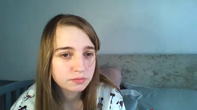 EvieRoseex online show from April 18, 2026, 2:54 pm