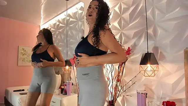 Holyjacky  online show from February 19, 2026, 11:50 am