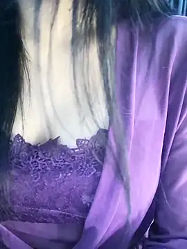 Snapshot of _Linez_ chatting on March 15, 2026, 4:46 pm Linez online show from March 15, 2026, 4:46 pm