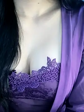 Snapshot of _Linez_ chatting on March 21, 2026, 6:11 pm Linez online show from March 21, 2026, 6:11 pm