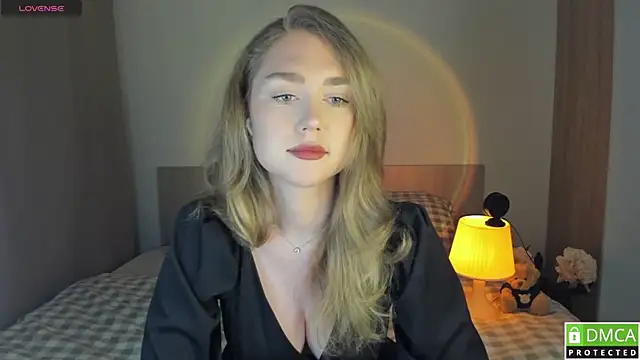 Snapshot of TheVanessaMaes chatting on March 5, 2025, 11:27 pm TheVanessaMaes online show from March 5, 2025, 11:27 pm