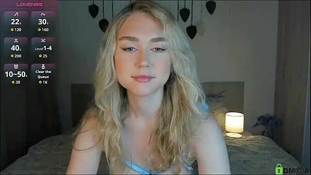 Snapshot of TheVanessaMaes chatting on September 10, 2025, 10:21 pm TheVanessaMaes online show from September 10, 2025, 10:21 pm