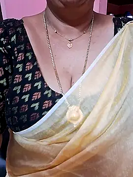 ananya956 online show from October 22, 2025, 10:37 am