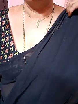 ananya956 online show from October 23, 2025, 12:10 am