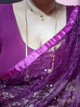 ananya956 online show from April 6, 2026, 10:22 pm