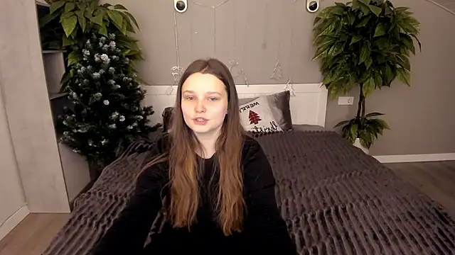 MagicPeachh  online show from January 14, 2026, 6:52 am