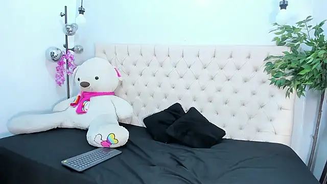 Victoria Coleman online show from January 16, 2026, 7:29 pm