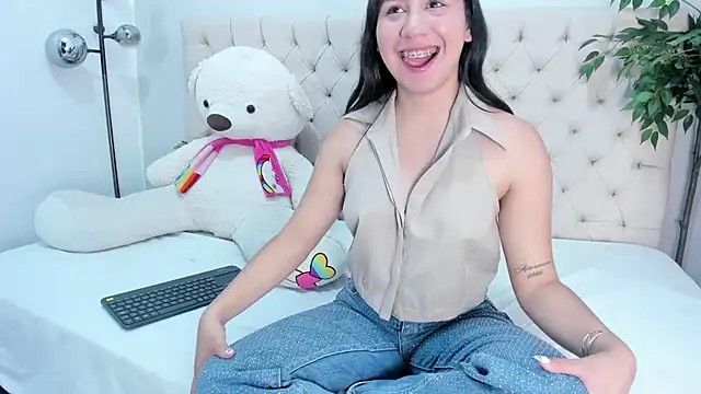 Victoria Coleman online show from February 13, 2026, 7:43 pm