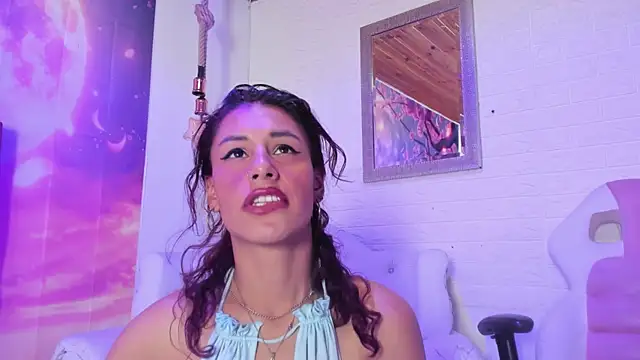 Snapshot of Malory_Cortez chatting on March 21, 2025, 3:01 am Malory Cortez online show from March 21, 2025, 3:01 am