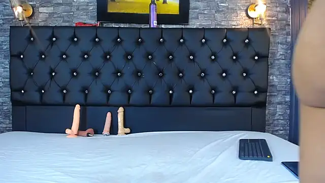 Snapshot of Malory_Cortez chatting on November 12, 2025, 12:22 am Malory Cortez online show from November 12, 2025, 12:22 am