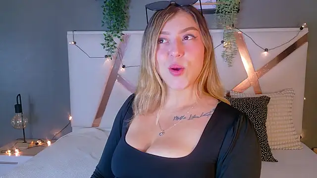 LilithSmith  online show from January 17, 2026, 11:37 am