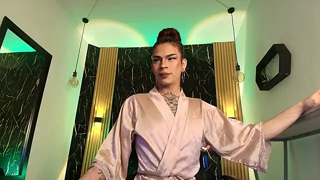 Bella salvatore online show from April 13, 2026, 8:14 pm