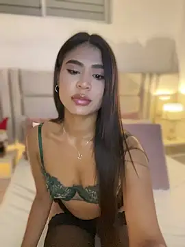 Snapshot of HaileyBaldwin chatting on December 13, 2024, 4:43 am HaileyBaldwin online show from December 13, 2024, 4:43 am