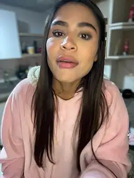 Snapshot of HaileyBaldwin chatting on January 23, 2025, 5:35 am HaileyBaldwin online show from January 23, 2025, 5:35 am