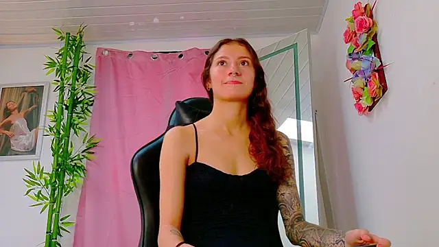 scarlet-jonesx online show from March 7, 2026, 8:39 pm