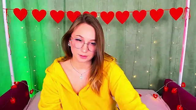 Snapshot of AsyaPink chatting on February 14, 2026, 1:35 am AsyaPink online show from February 14, 2026, 1:35 am