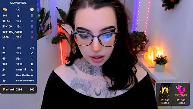 Snapshot of Dixi_Pixi_ chatting on December 14, 2024, 5:40 am Dixi Pixi online show from December 14, 2024, 5:40 am