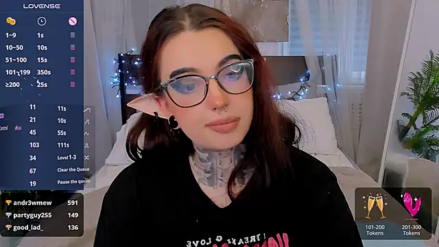 Snapshot of Dixi_Pixi_ chatting on January 11, 2025, 11:45 am Dixi Pixi online show from January 11, 2025, 11:45 am