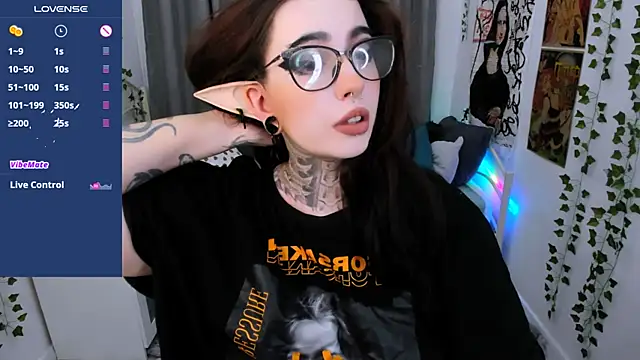 Snapshot of Dixi_Pixi_ chatting on March 22, 2025, 5:49 am Dixi Pixi online show from March 22, 2025, 5:49 am