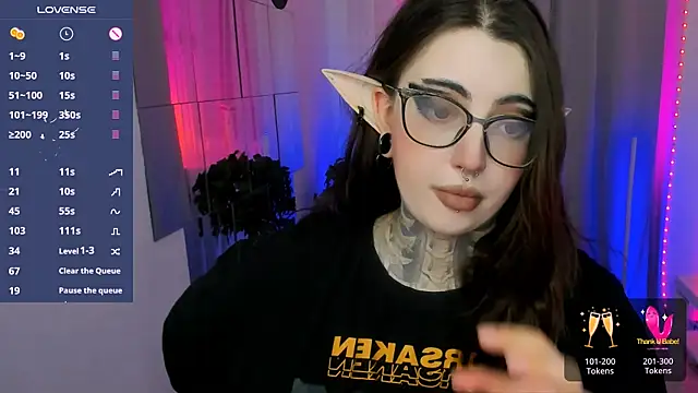 Snapshot of Dixi_Pixi_ chatting on September 19, 2025, 5:42 am Dixi Pixi online show from September 19, 2025, 5:42 am