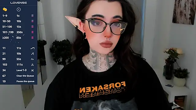 Snapshot of Dixi_Pixi_ chatting on October 12, 2025, 5:39 am Dixi Pixi online show from October 12, 2025, 5:39 am