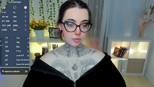 Snapshot of Dixi_Pixi_ chatting on March 7, 2026, 5:48 am Dixi Pixi online show from March 7, 2026, 5:48 am